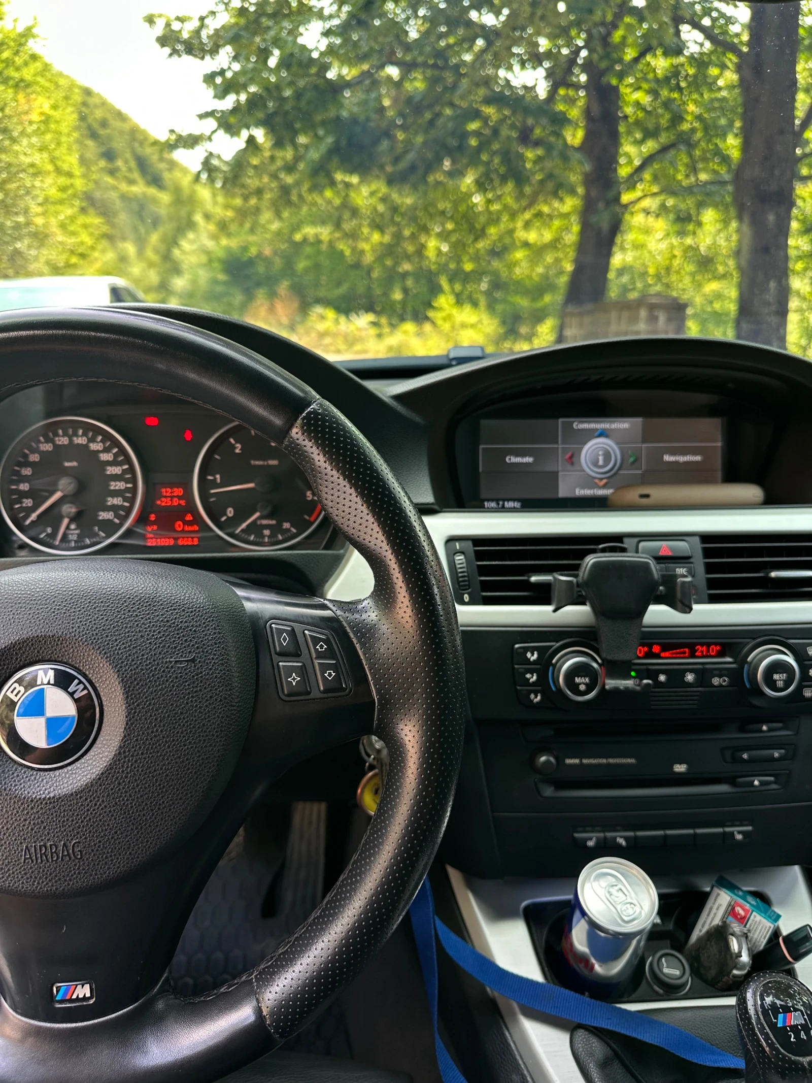 BMW 330, снимка 14 - Автомобили и джипове - 55967926