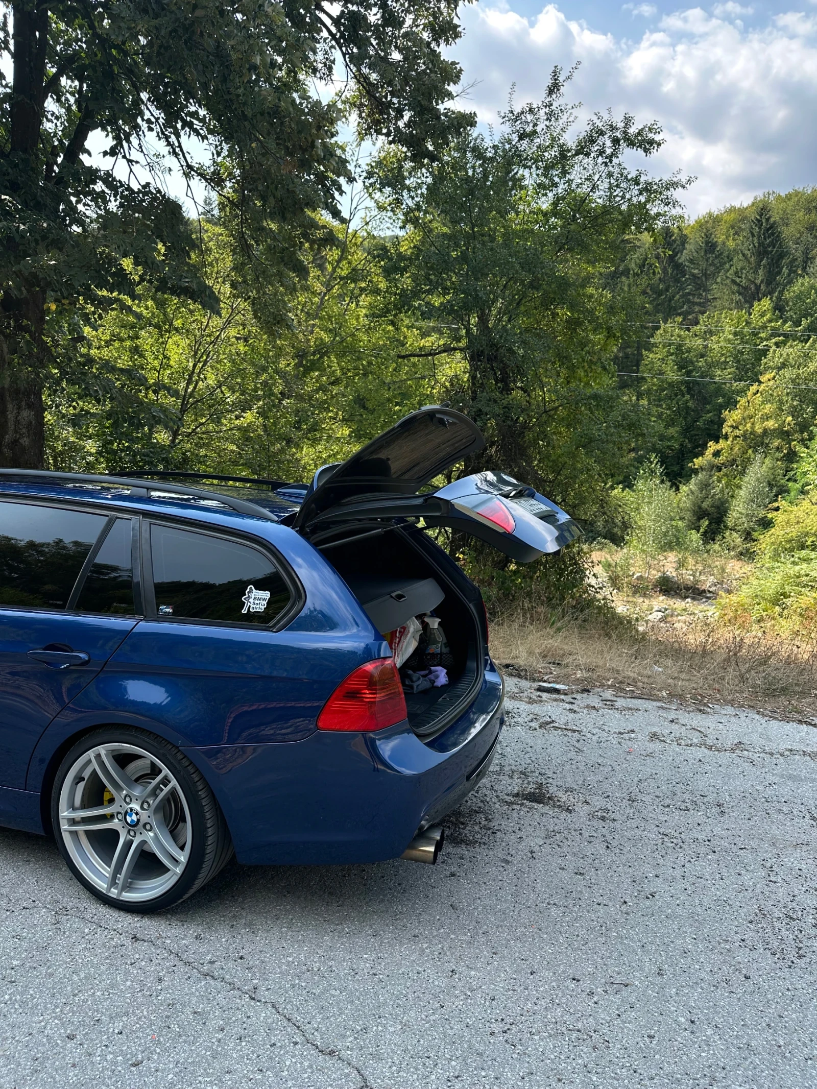 BMW 330, снимка 15 - Автомобили и джипове - 55967926