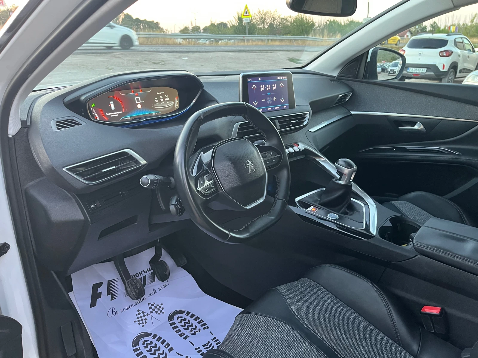 Peugeot 5008 1.6HDI-120-7места-КАМЕРА-ИТАЛИЯ, снимка 17 - Автомобили и джипове - 55996880