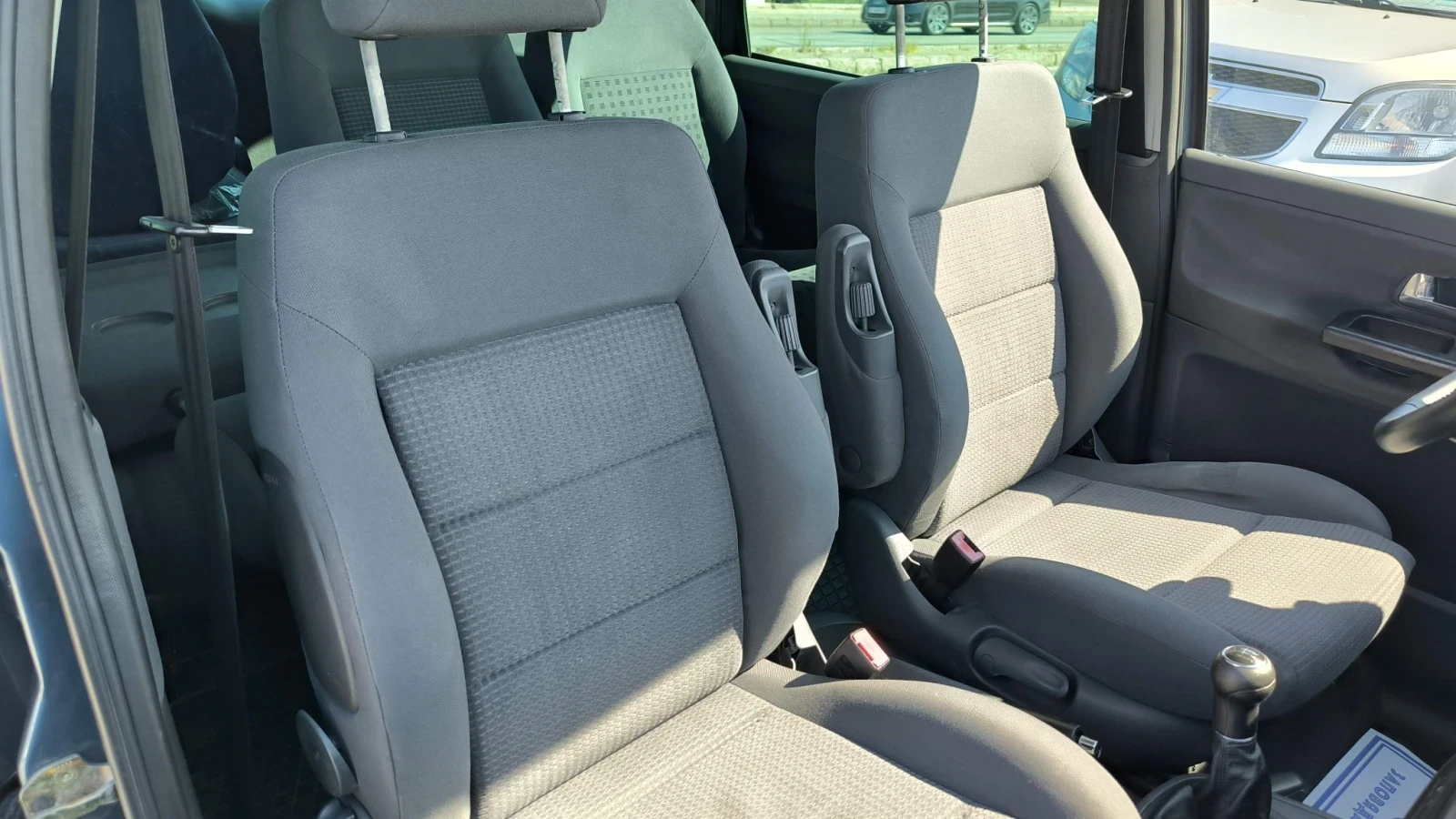VW Sharan 2.8i, снимка 8 - Автомобили и джипове - 56007580