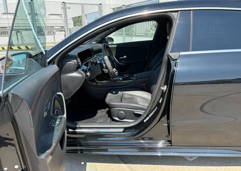 Mercedes-Benz CLA 45 AMG S 4Matic+ Shooting Brake, снимка 9 - Автомобили и джипове - 56073454