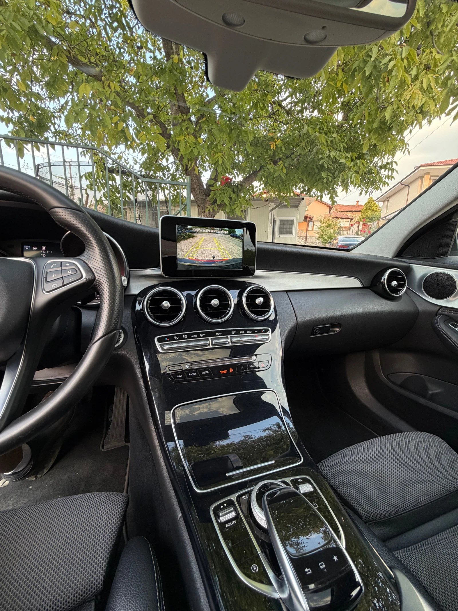 Mercedes-Benz C 220 7G-Tronic/FUL Led/ Navi/Шибедах/Задна Камера/ Подг, снимка 13 - Автомобили и джипове - 56168673