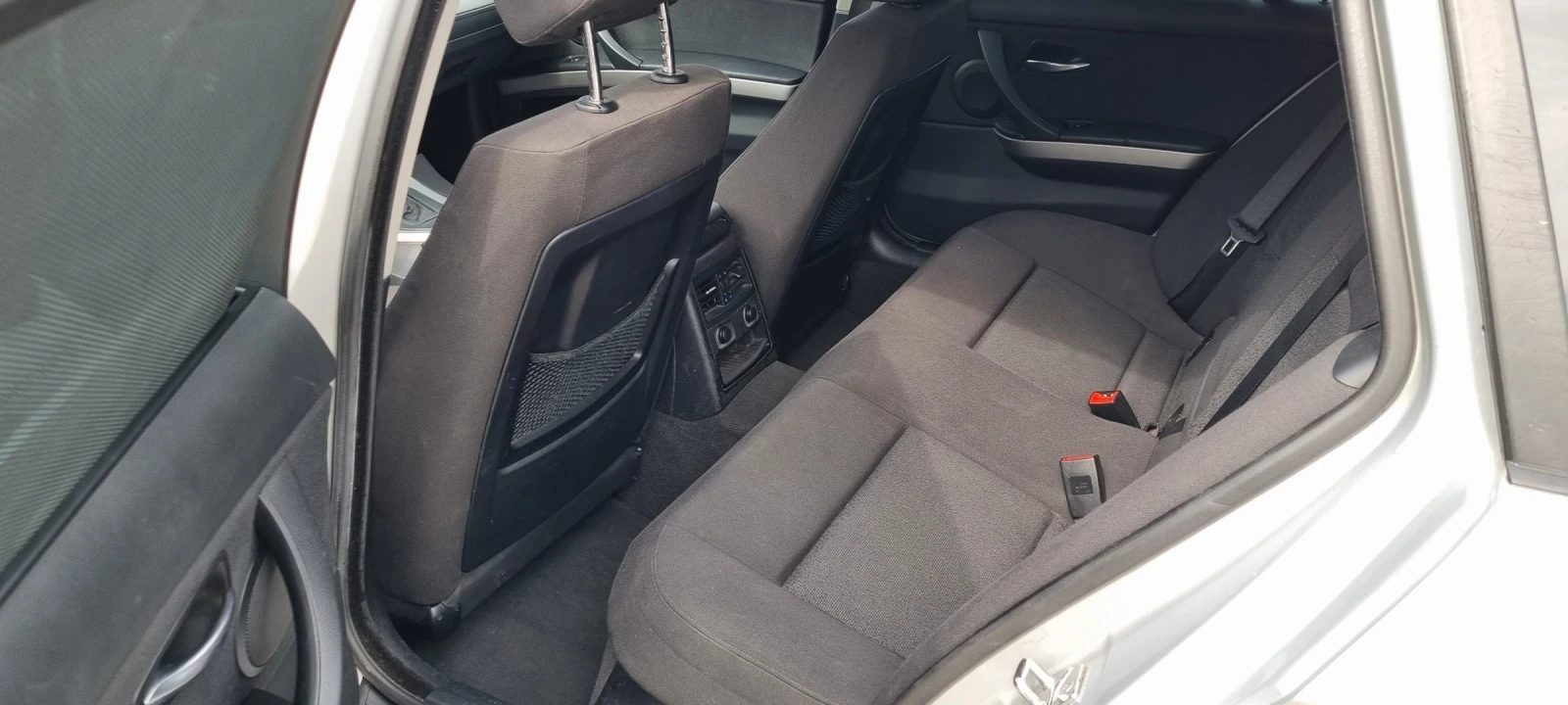 BMW 320 320D, снимка 9 - Автомобили и джипове - 56269684