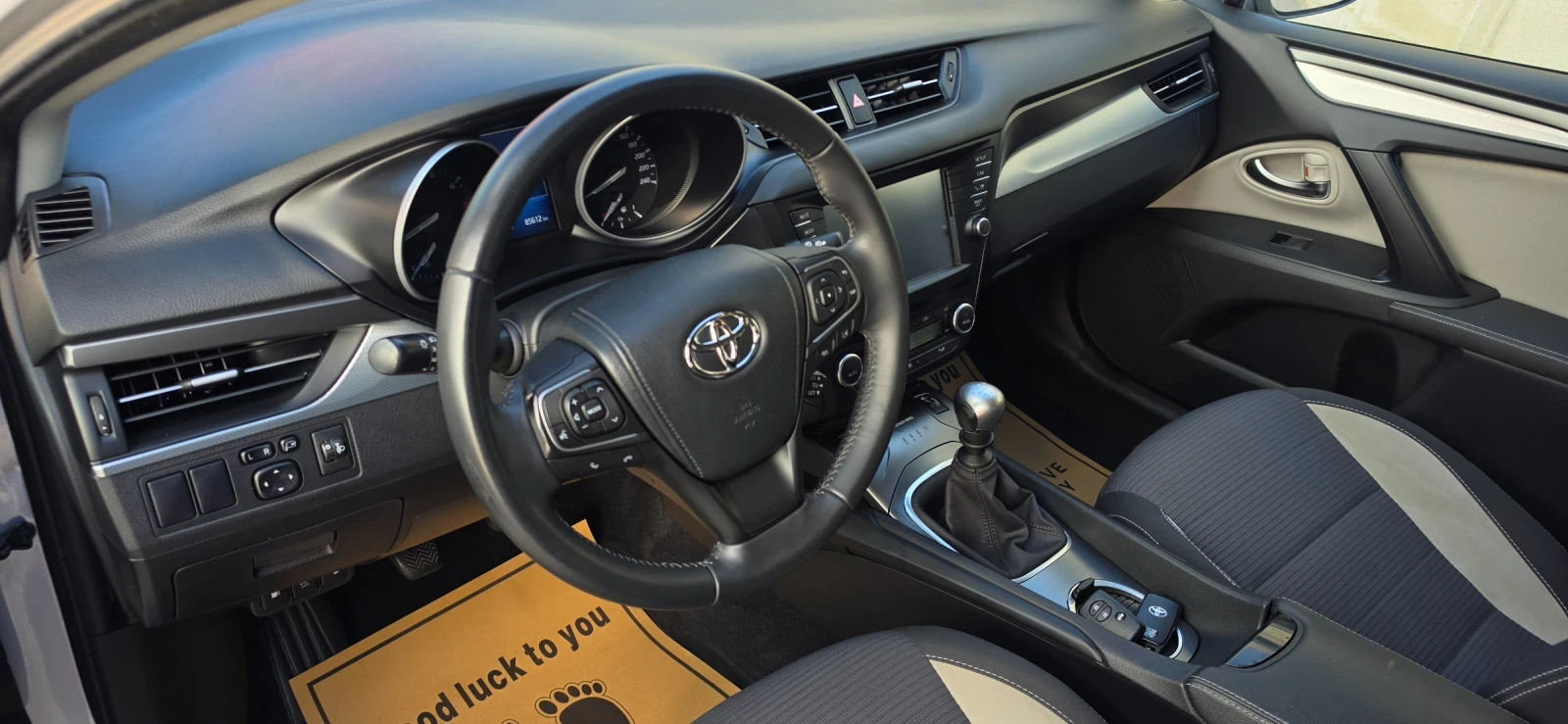 Toyota Avensis 1.8 * 86.000км* като нова, снимка 9 - Автомобили и джипове - 56297674