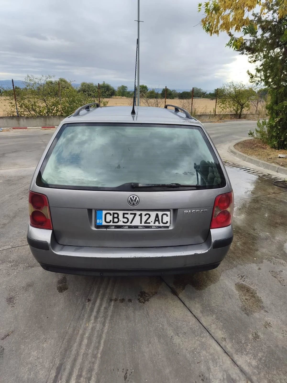 VW Passat, снимка 2 - Автомобили и джипове - 56341178