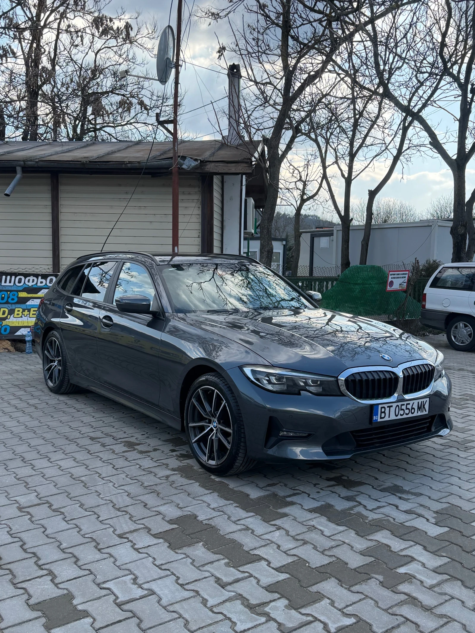 BMW 318 318 d G21 