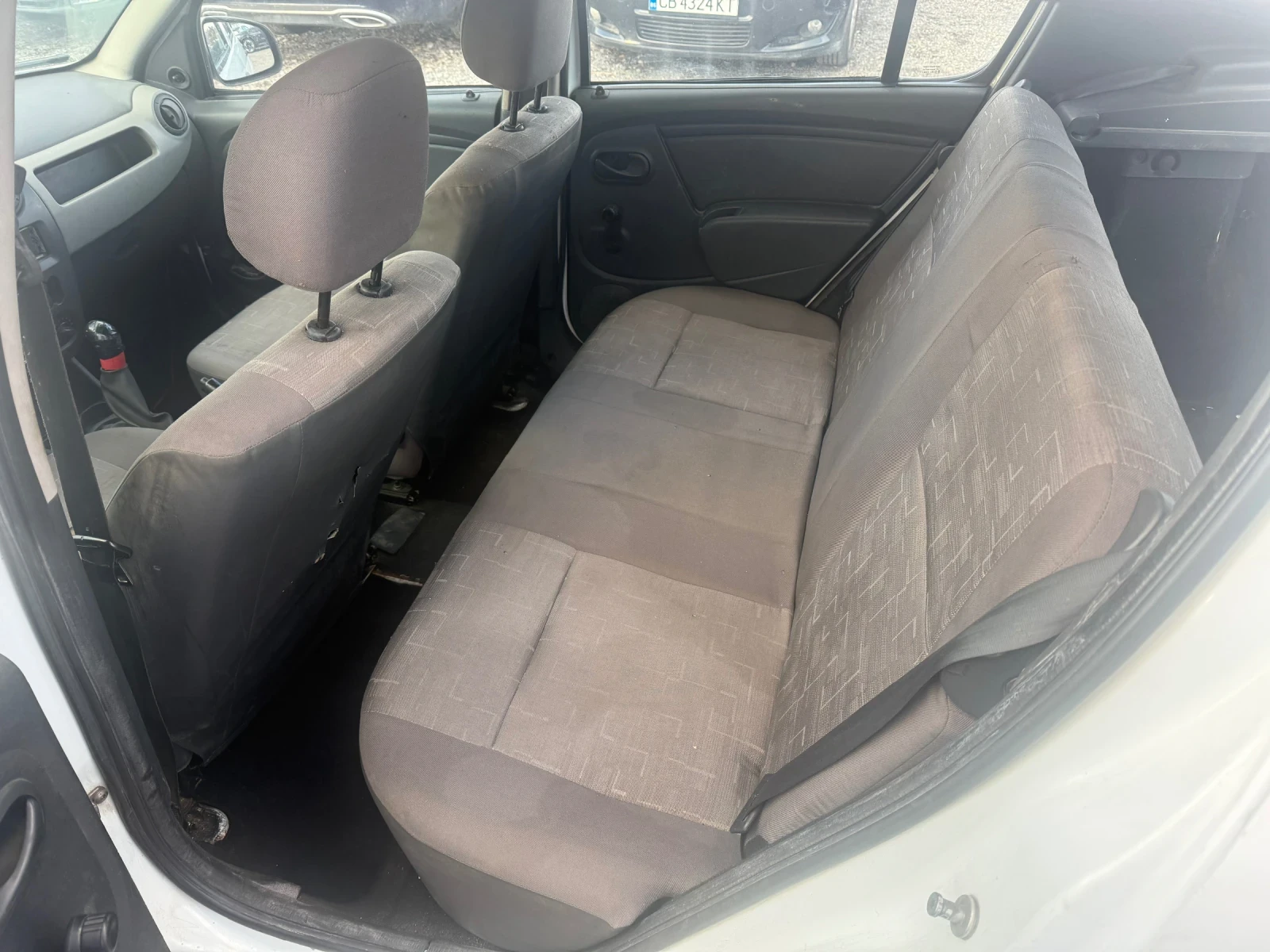 Dacia Sandero 1.2 ������ | Mobile.bg � ����������� 7