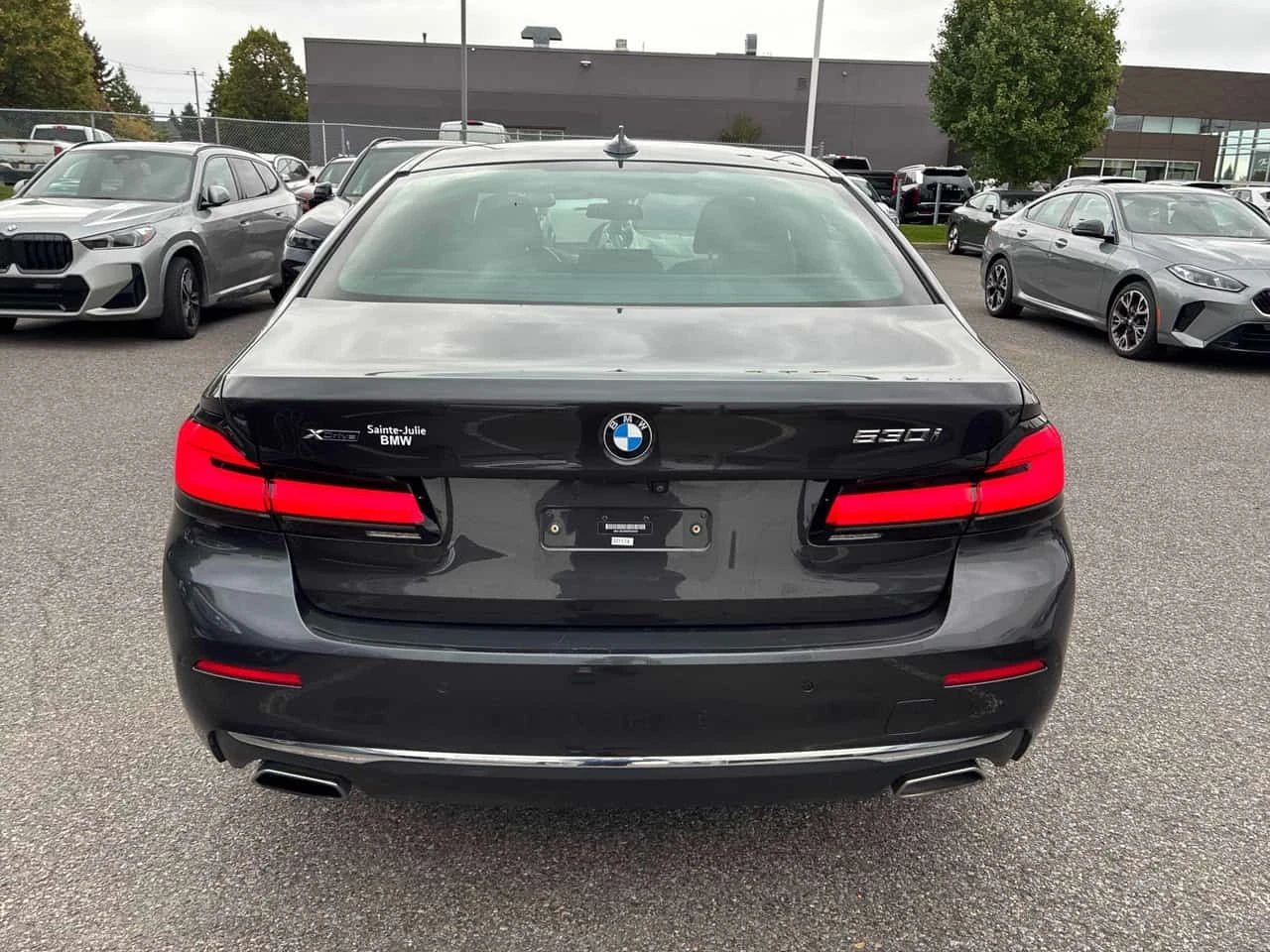 BMW 530 * 530i xDrive * CARFAX * ���� �� �� | Mobile.bg � ����������� 4
