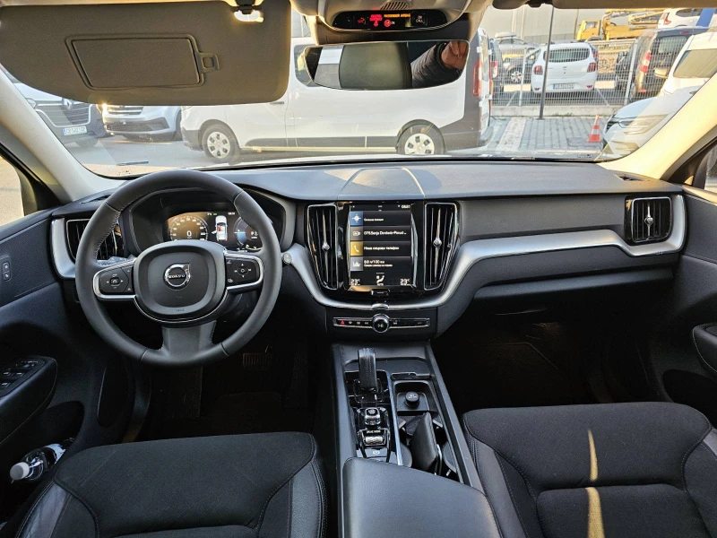 Volvo XC60 2.0 4x4, снимка 7 - Автомобили и джипове - 47705028