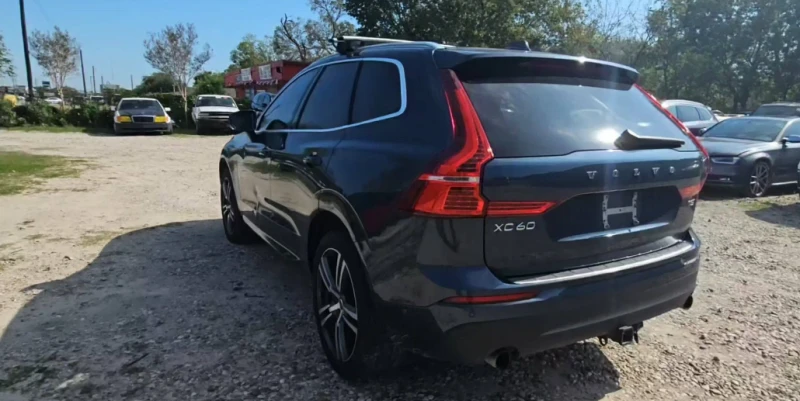 Volvo XC60 T5 MOMENTUM AWD, снимка 2 - Автомобили и джипове - 47970714