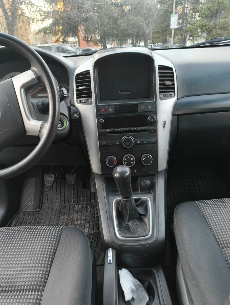 Chevrolet Captiva Бензин+ газ, снимка 14 - Автомобили и джипове - 48731837