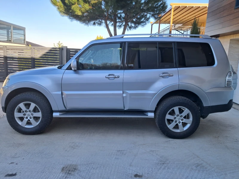Mitsubishi Pajero 3.2 DI-DC--167000км.ПЪЛНА СЕРВИЗНА ИСТОРИЯ, снимка 5 - Автомобили и джипове - 51631681