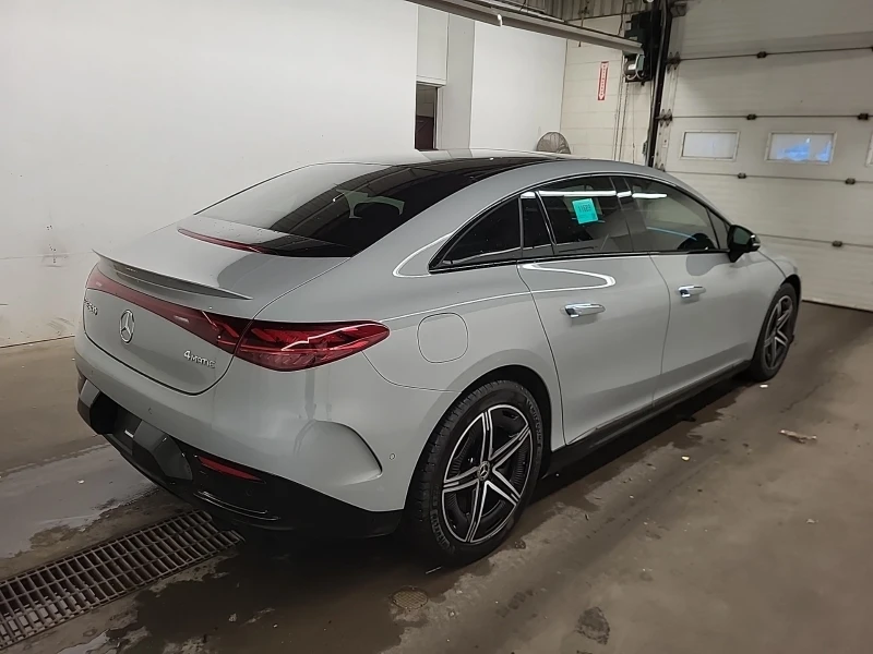Mercedes-Benz EQE CARFAX| HEADUP| BURMESTER| PARK ASSIST, снимка 3 - Автомобили и джипове - 53339266