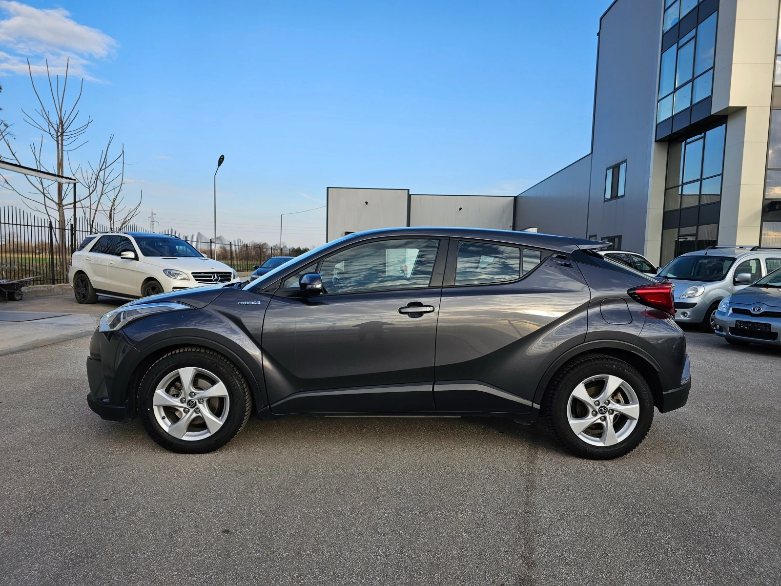 Toyota C-HR  1.8i HYBRID EVRO 6B - изображение 2