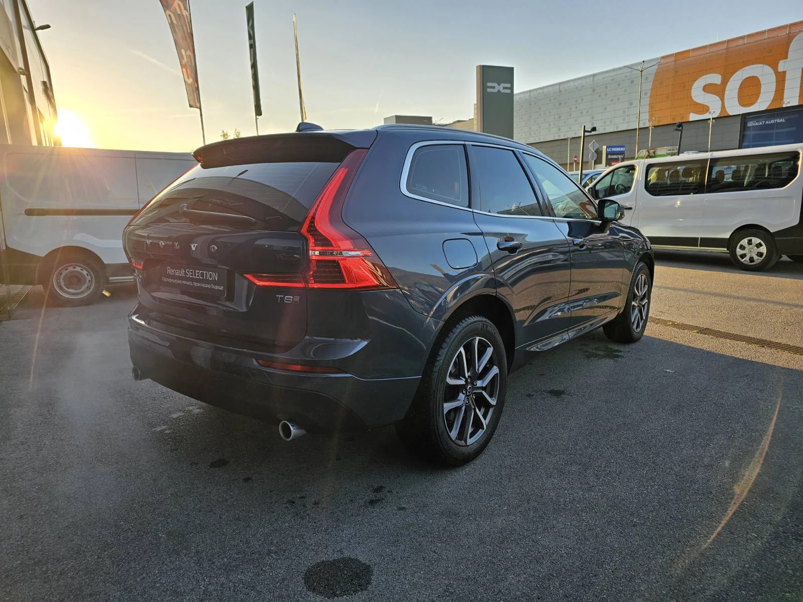 Volvo XC60 2.0 4x4 - изображение 5