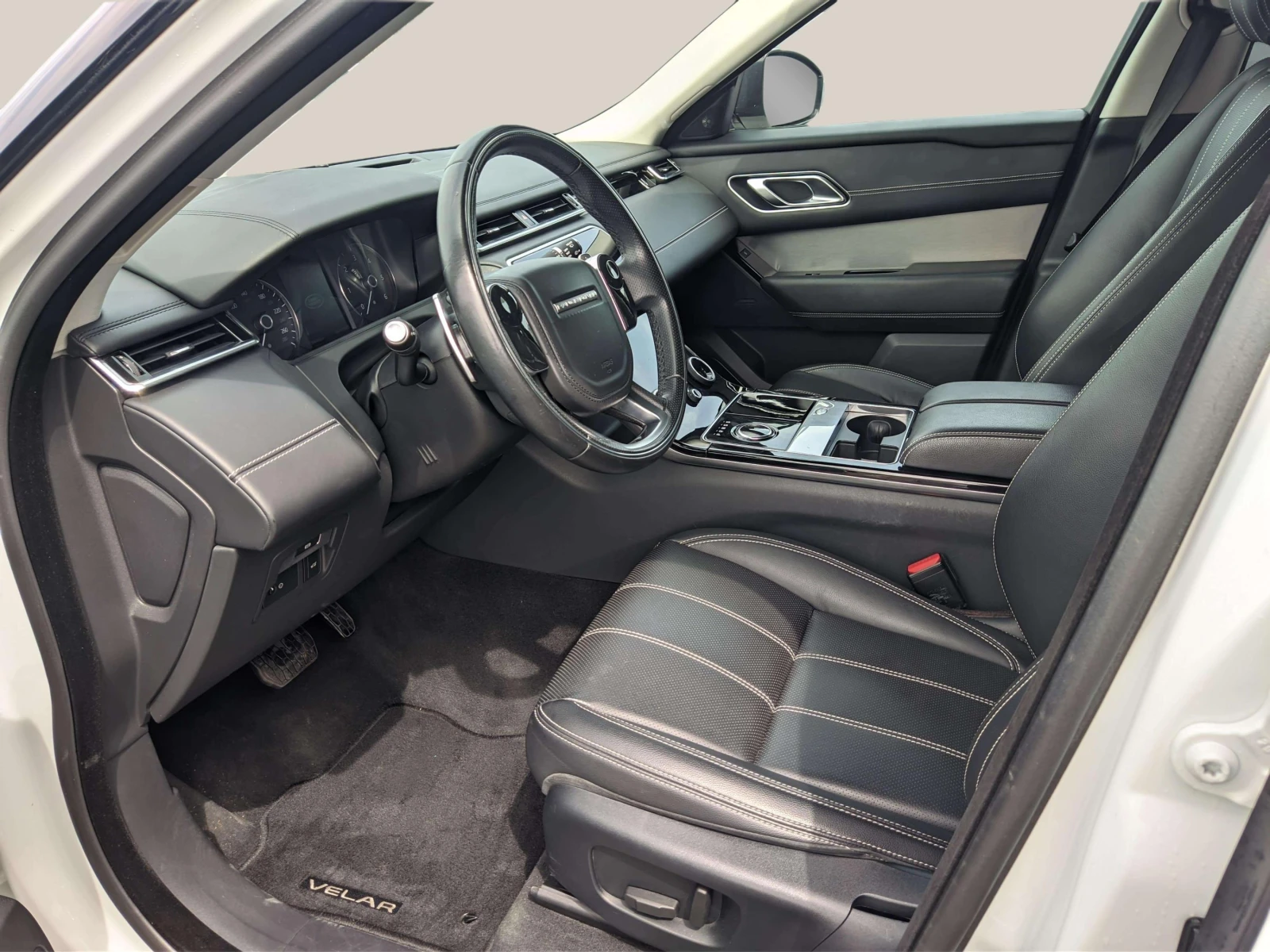 Land Rover Range Rover Velar 2.0D - изображение 7