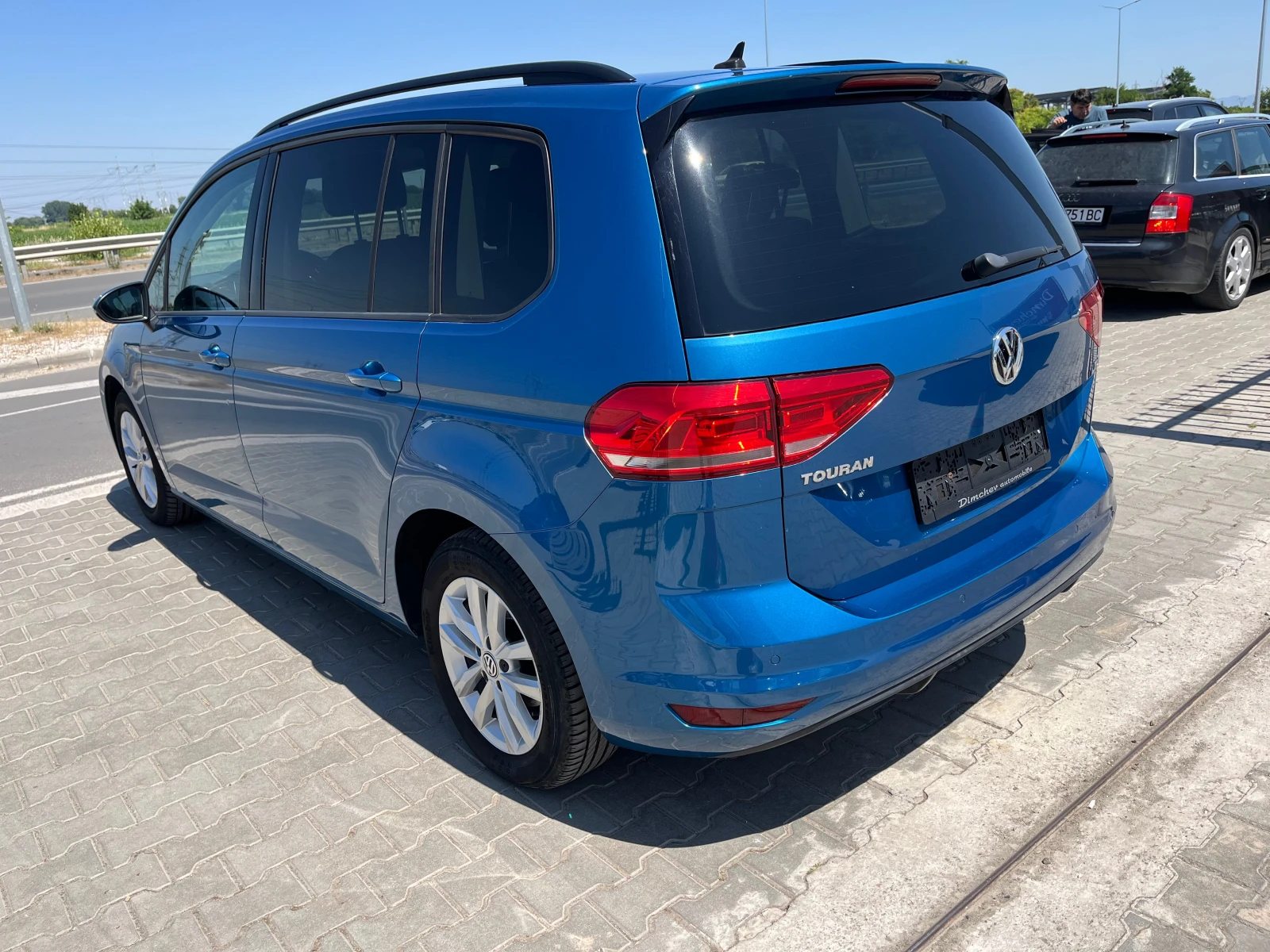 VW Tiguan 1.6 TDI 115k.c - изображение 5