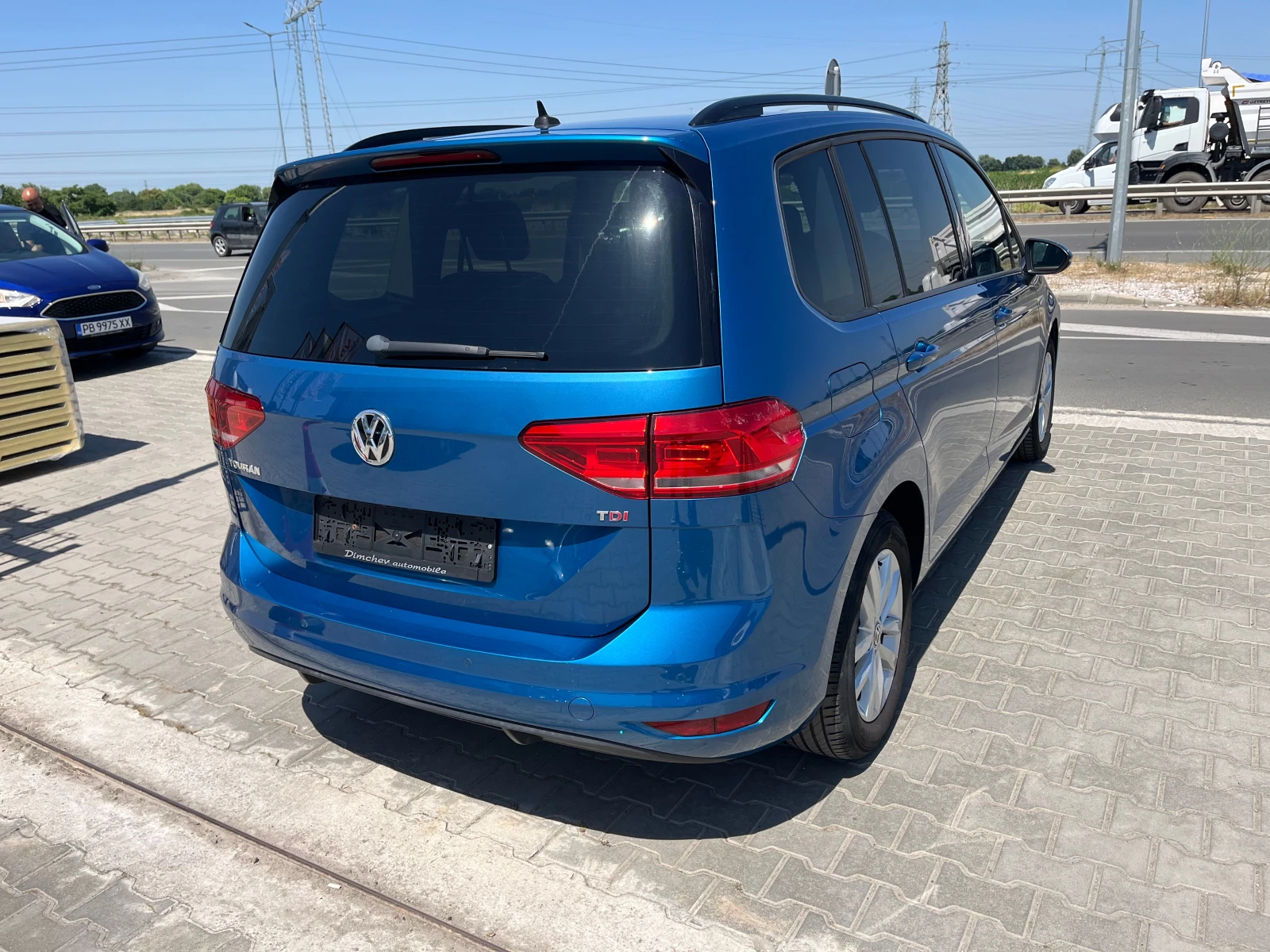 VW Tiguan 1.6 TDI 115k.c - изображение 6