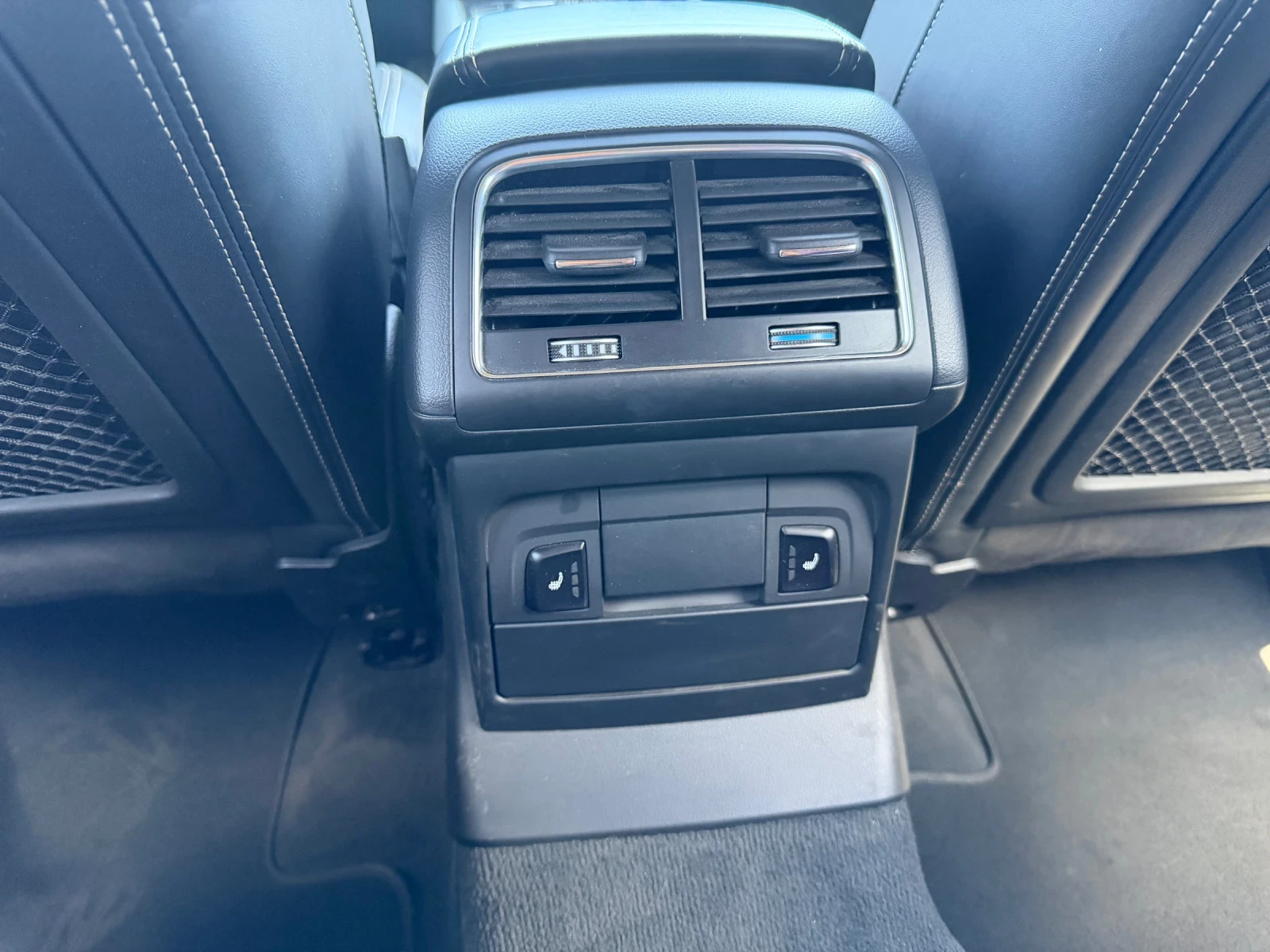 Audi SQ5, снимка 14 - Автомобили и джипове - 53328804