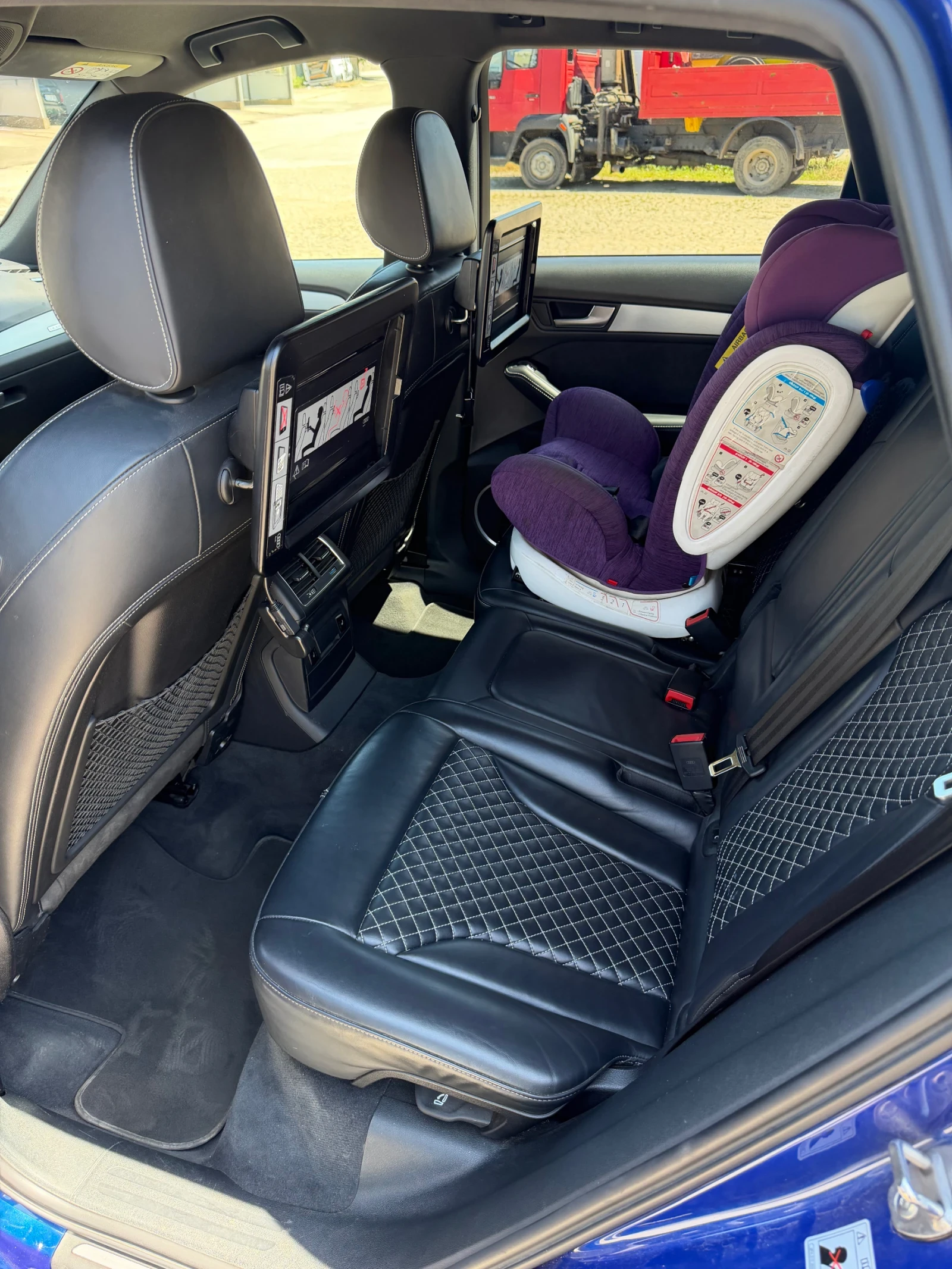 Audi SQ5, снимка 13 - Автомобили и джипове - 53328804