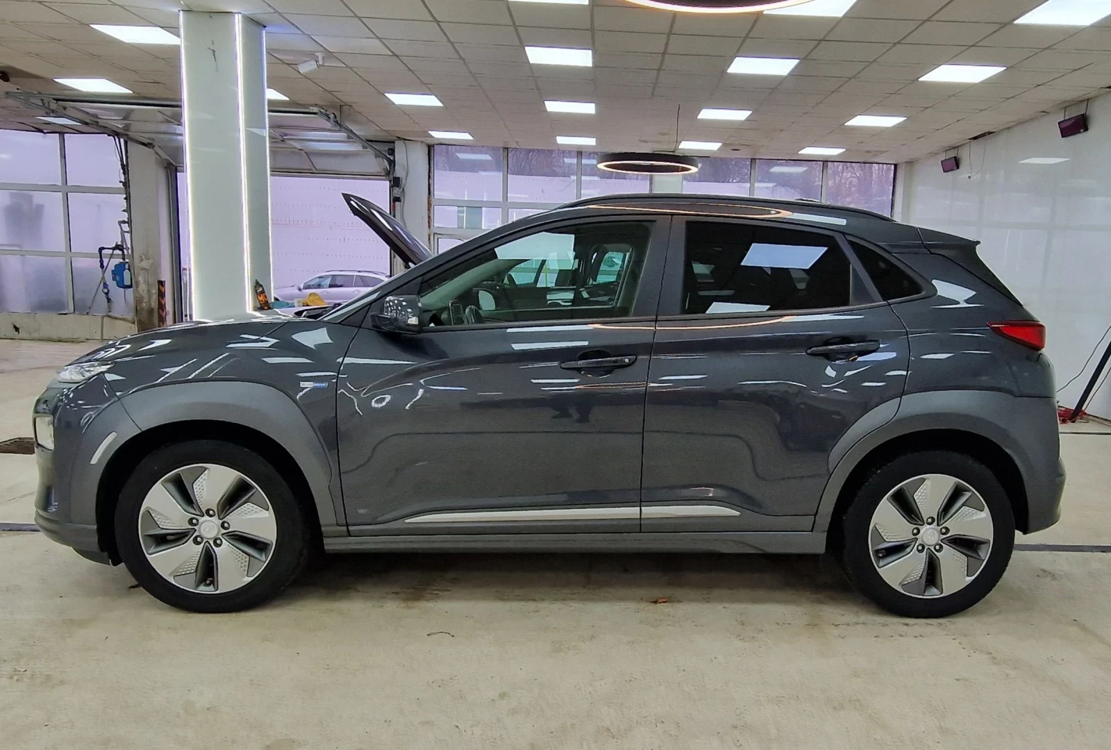 Hyundai Kona 64KWh/SOH100%/Premium - изображение 5