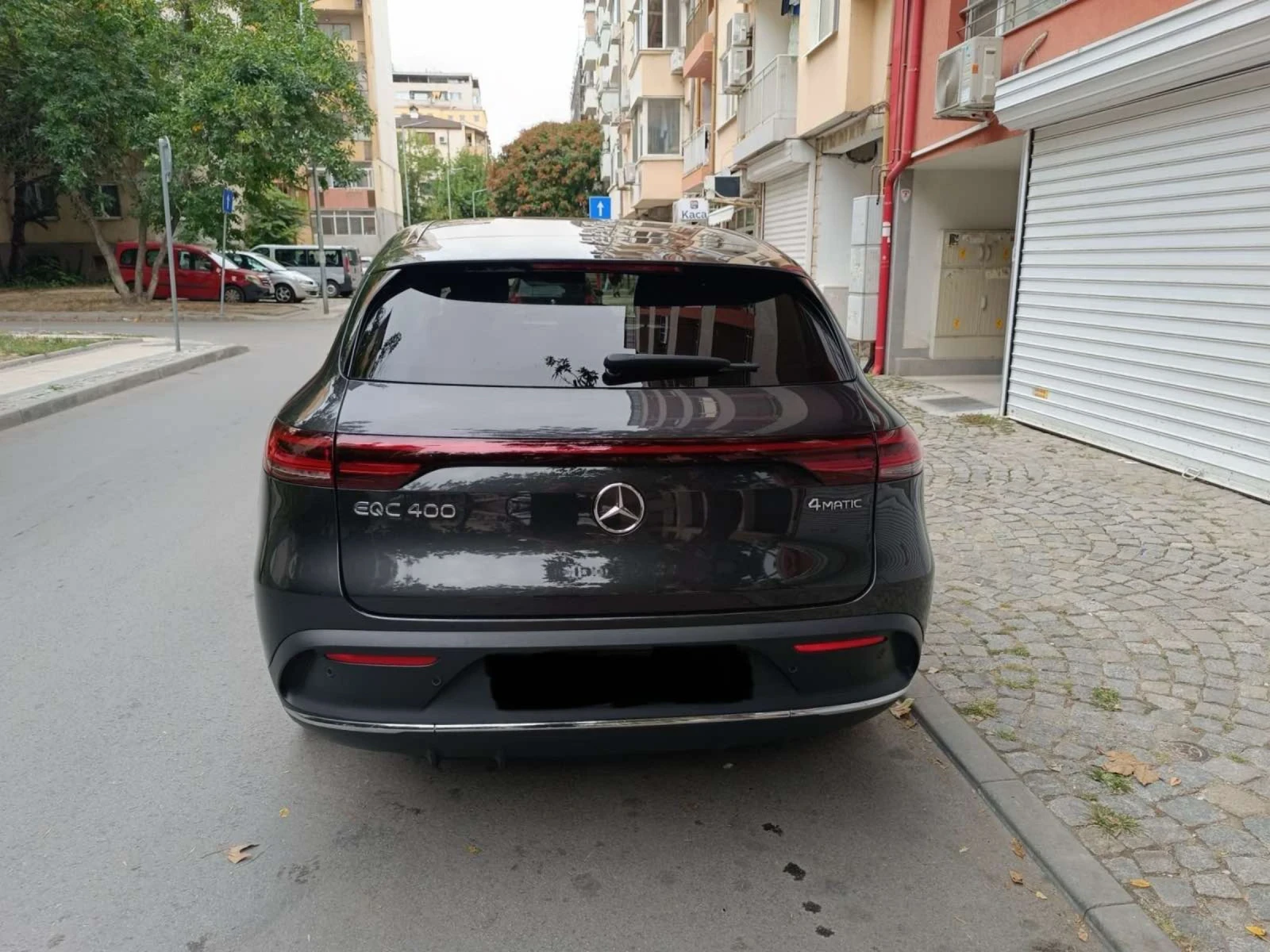 Mercedes-Benz EQC 400- 4MATIC - изображение 5