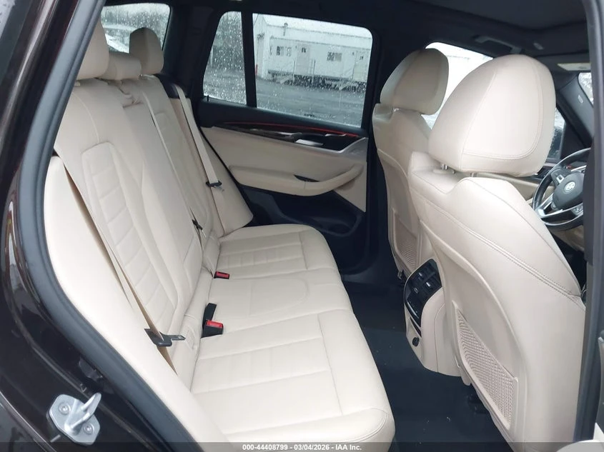 BMW X3 2.0l xDrive30I, снимка 8 - Автомобили и джипове - 53924187