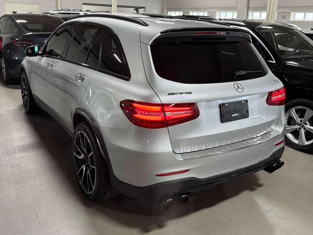 Mercedes-Benz GLC 43 AMG ПАНОРАМА/BURMESTER/360 КАМЕРИ, снимка 5 - Автомобили и джипове - 54229893