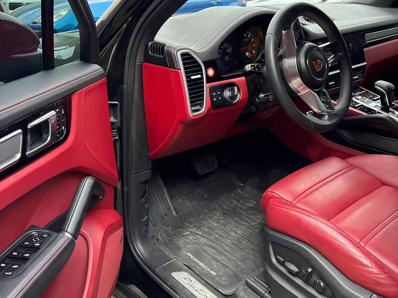 Porsche Cayenne * AWD * DISTRONIC* ОБДУХВАНЕ* 360КАМЕРИ* , снимка 5 - Автомобили и джипове - 54492743