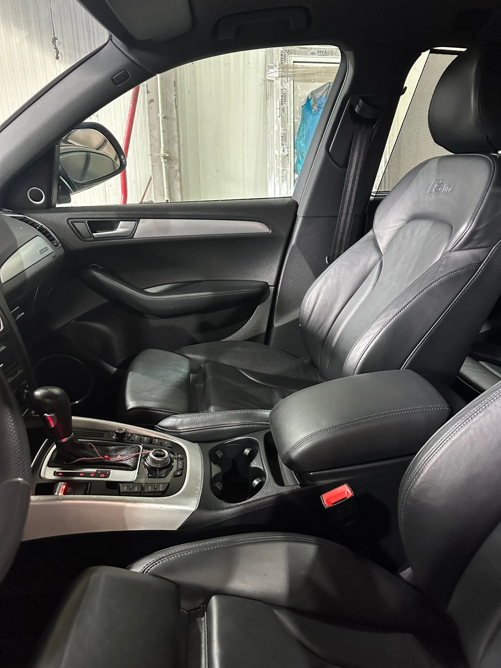 Audi Q5, снимка 6 - Автомобили и джипове - 54630623
