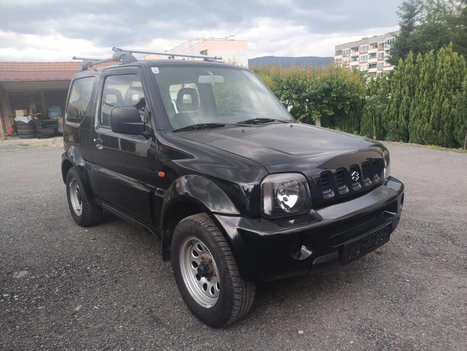 Suzuki Jimny 1.3ie, снимка 7 - Автомобили и джипове - 54729892