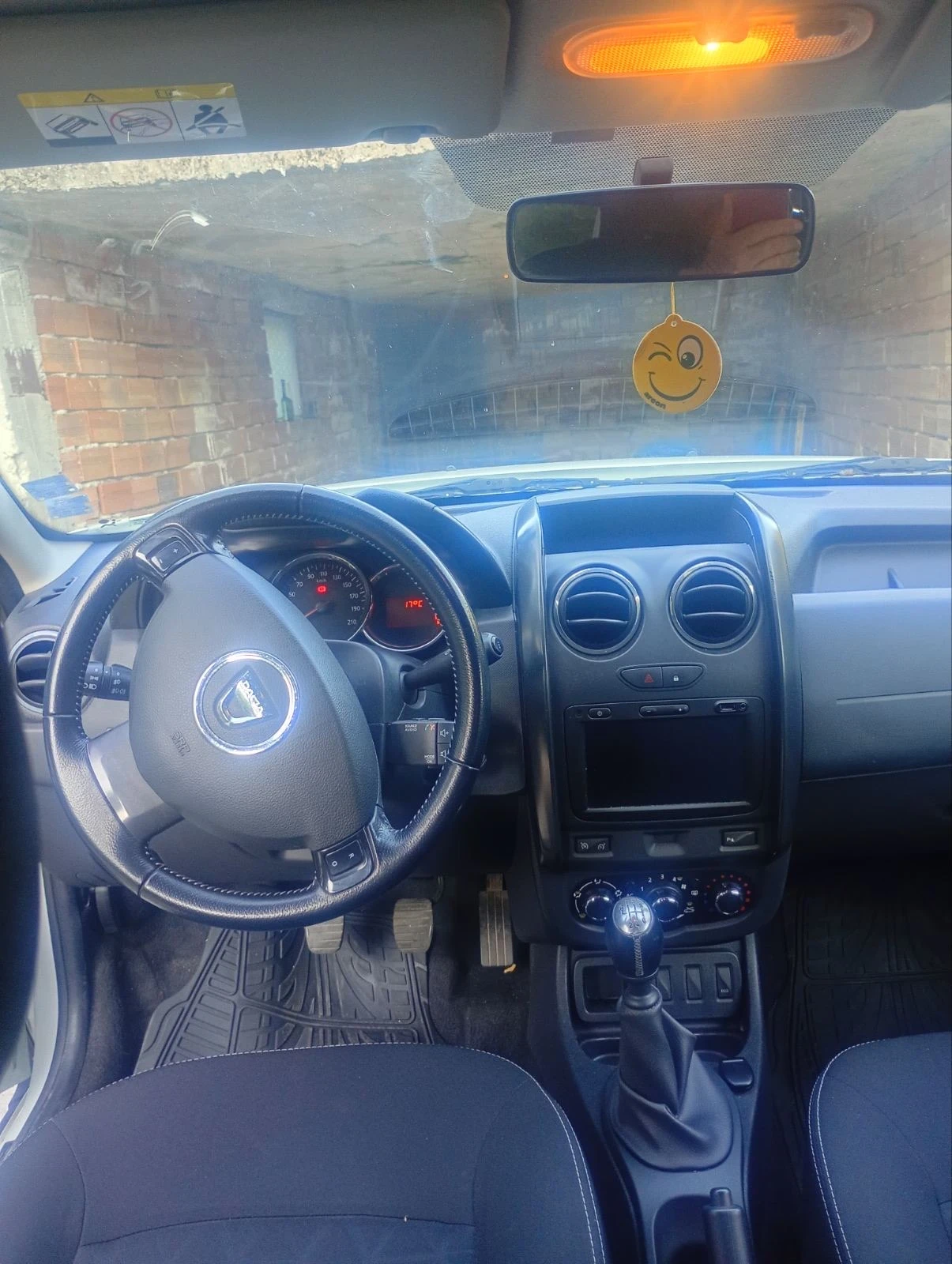 Dacia Duster, снимка 7 - Автомобили и джипове - 55507065