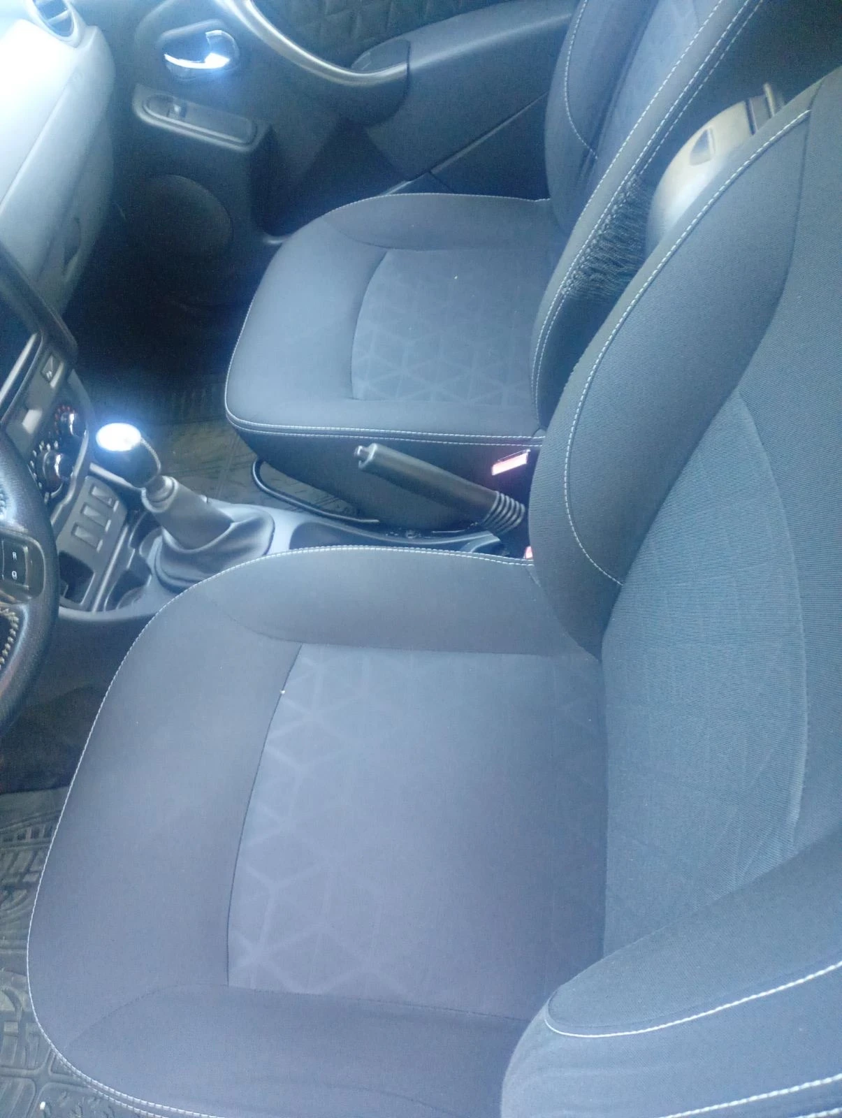 Dacia Duster, снимка 5 - Автомобили и джипове - 55507065