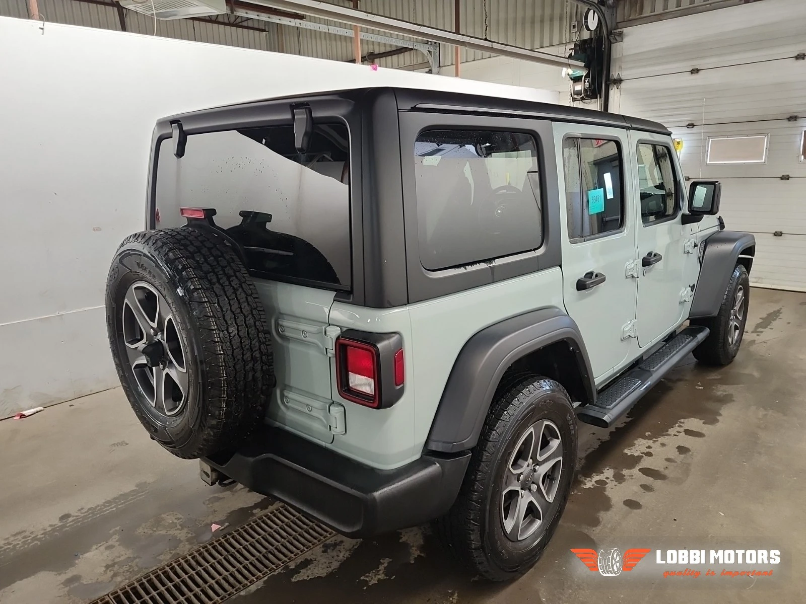 Jeep Wrangler, снимка 3 - Автомобили и джипове - 55928353