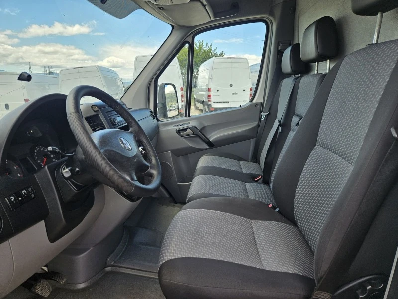 VW Crafter Падащ Борд, 4.20 метра дължина, снимка 9 - Бусове и автобуси - 46213141