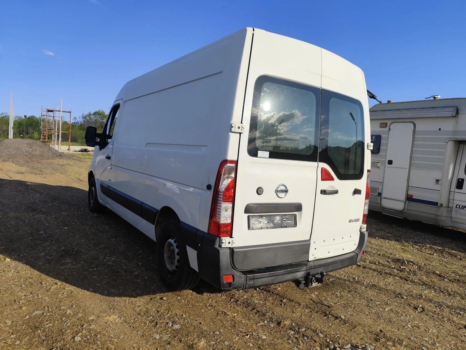 Nissan NV400  - изображение 4