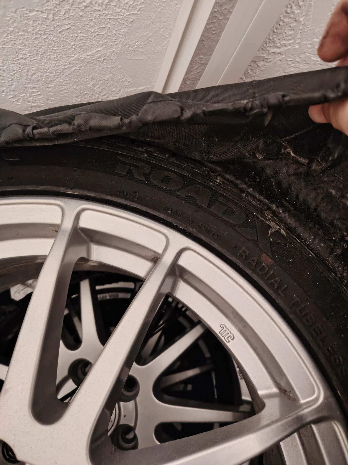 Гуми с джанти Rotex 245/40R18
