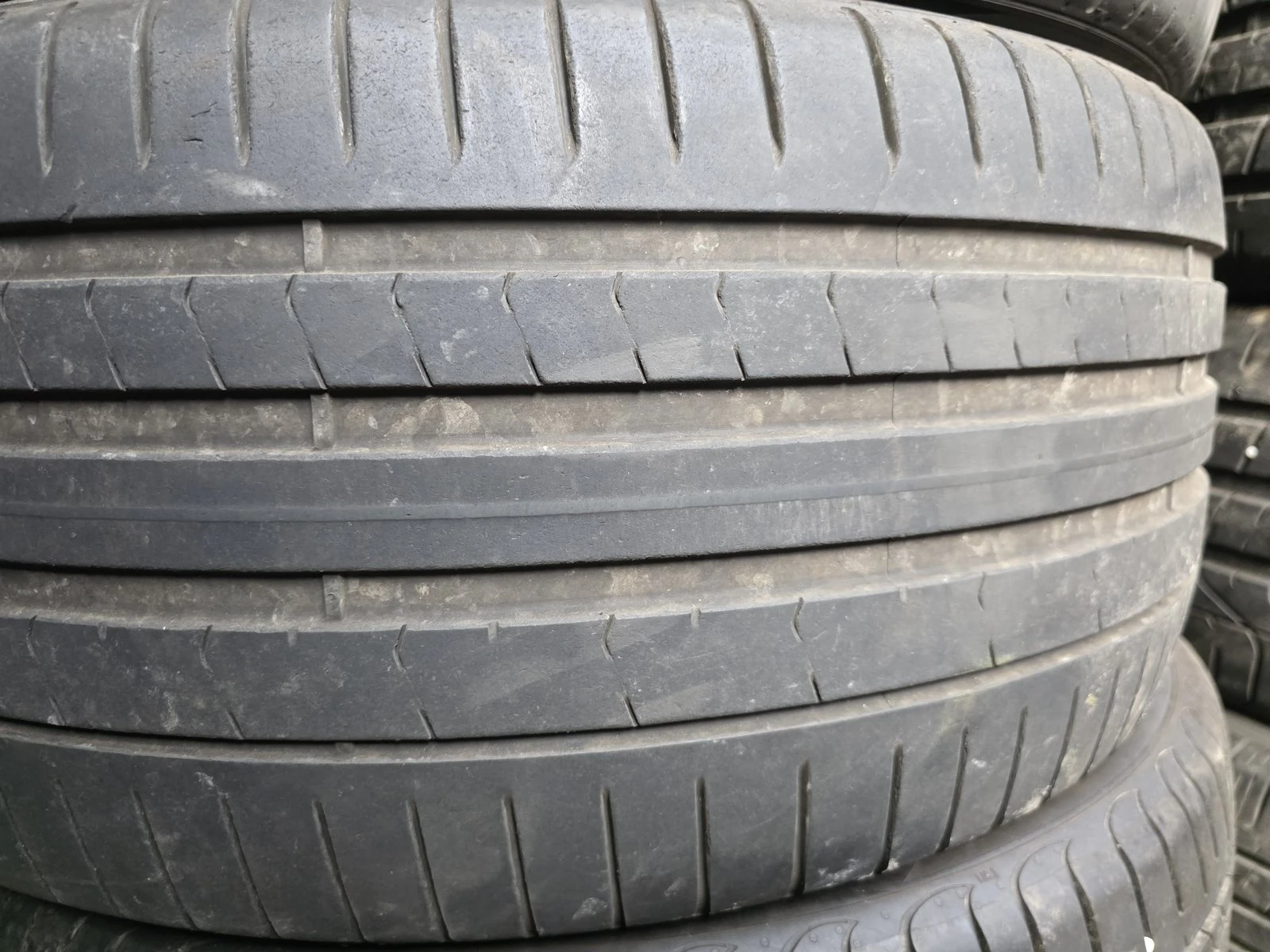 Гуми Летни 265/40R20, снимка 6 - Гуми и джанти - 56735461