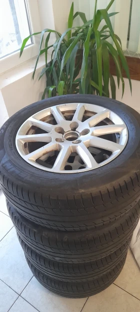 Гуми с джанти Michelin 225/55R16, снимка 4 - Гуми и джанти - 49240725