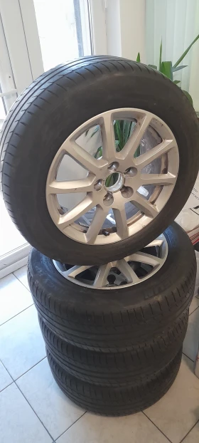 Гуми с джанти Michelin 225/55R16, снимка 3 - Гуми и джанти - 49240725