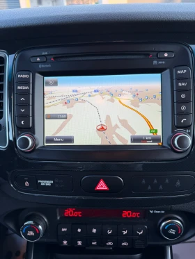 Kia Carens 2.0 Бензин , Автоматик внос Холандия , снимка 13