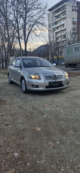 Toyota Avensis 1.8 бензин 129к.с. , снимка 2