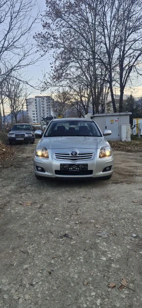 Toyota Avensis 1.8 бензин 129к.с. , снимка 3