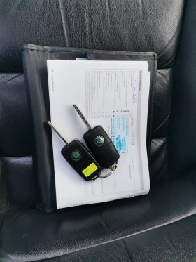 Skoda Octavia 1.8/NAVI/KOЖА/АВТОМАТ - 11499 лв. - 19380215 17