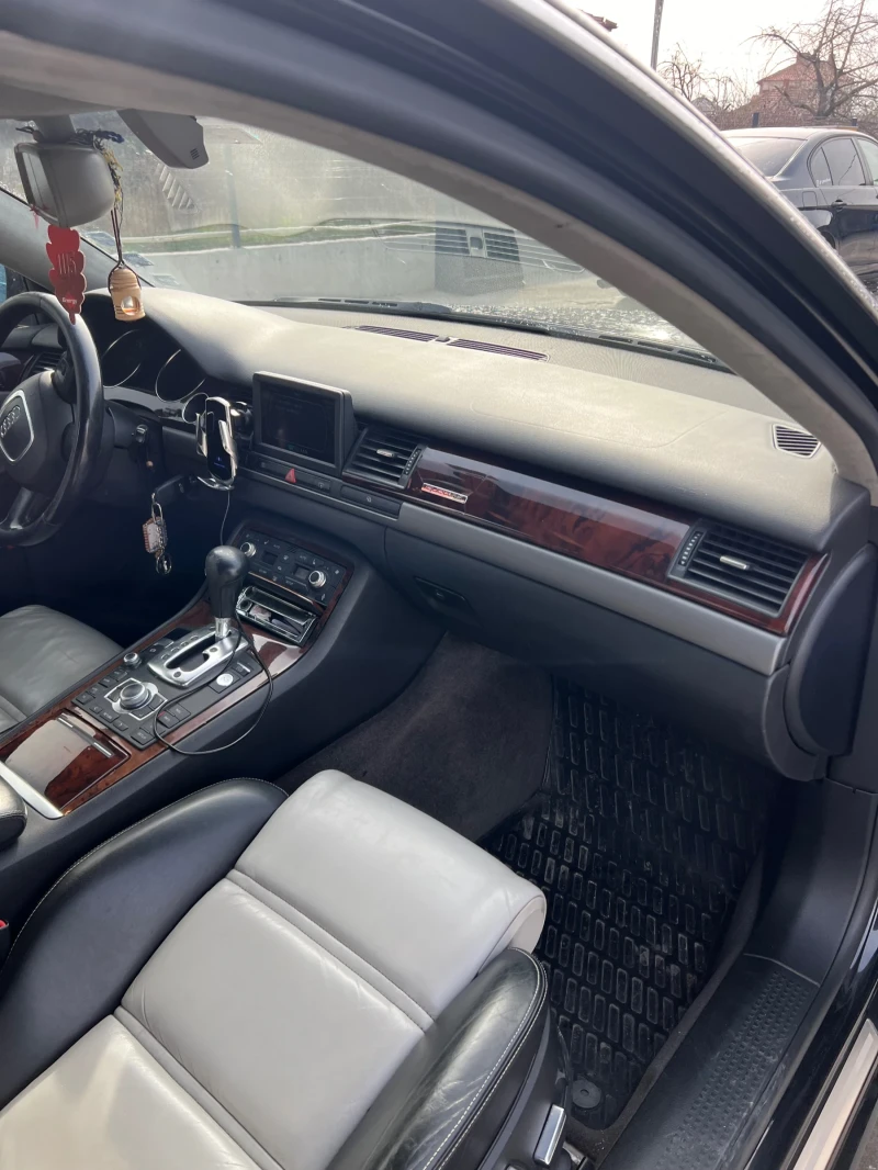 Audi A8 4.2TDI, снимка 9 - Автомобили и джипове - 49001598