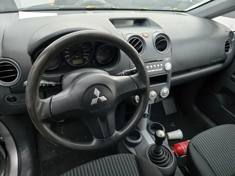 Mitsubishi Colt, снимка 5 - Автомобили и джипове - 48152599