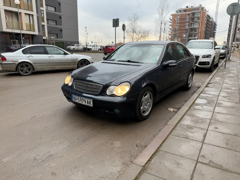 Mercedes-Benz C 220 2.2 CDI Автоматик , снимка 7 - Автомобили и джипове - 49305960