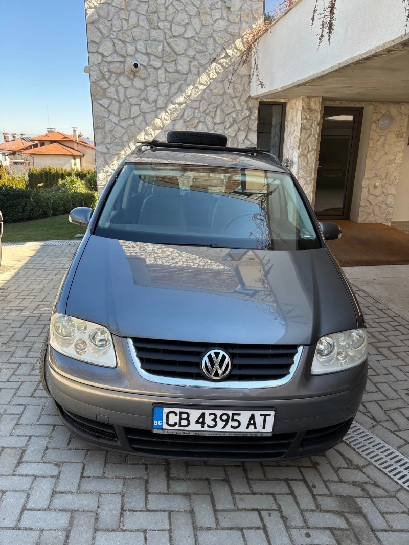 VW Touran, снимка 1 - Автомобили и джипове - 49413628