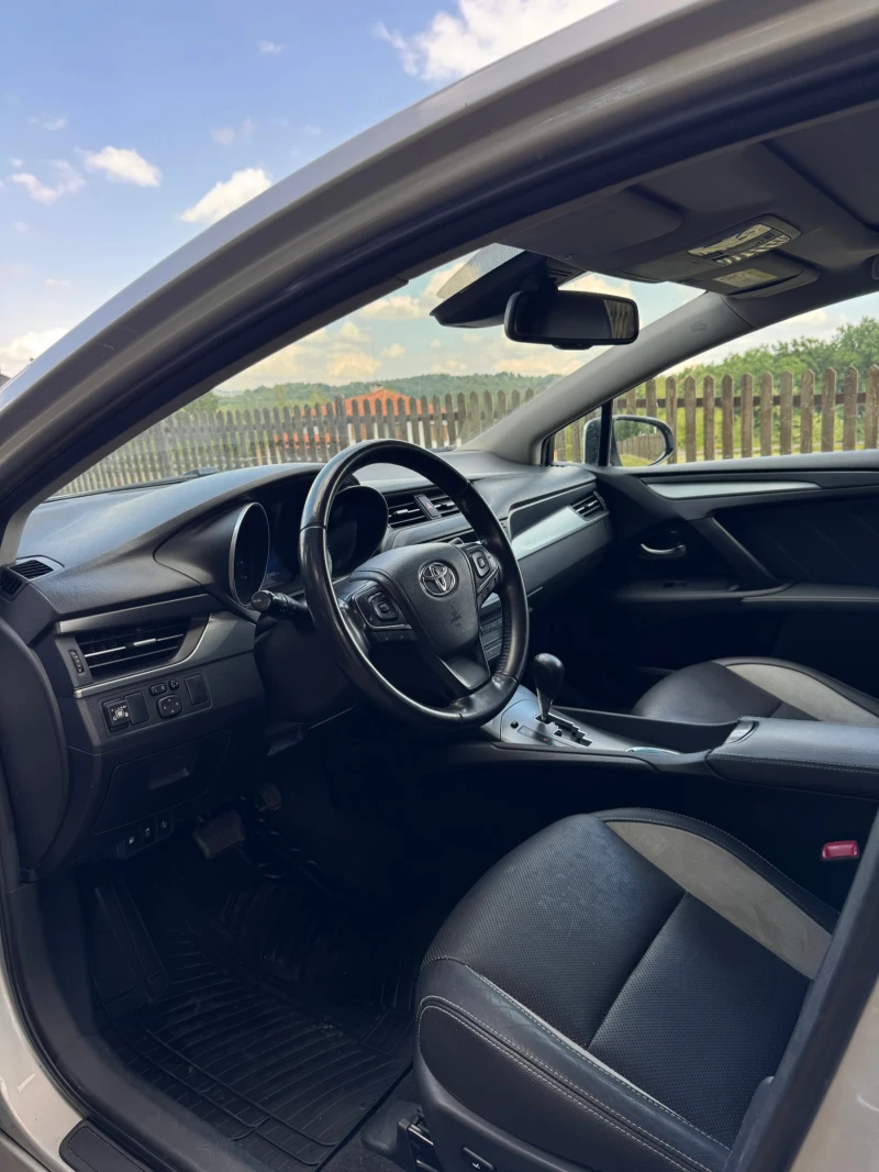 Toyota Avensis 1.8vvti, снимка 9 - Автомобили и джипове - 53068607