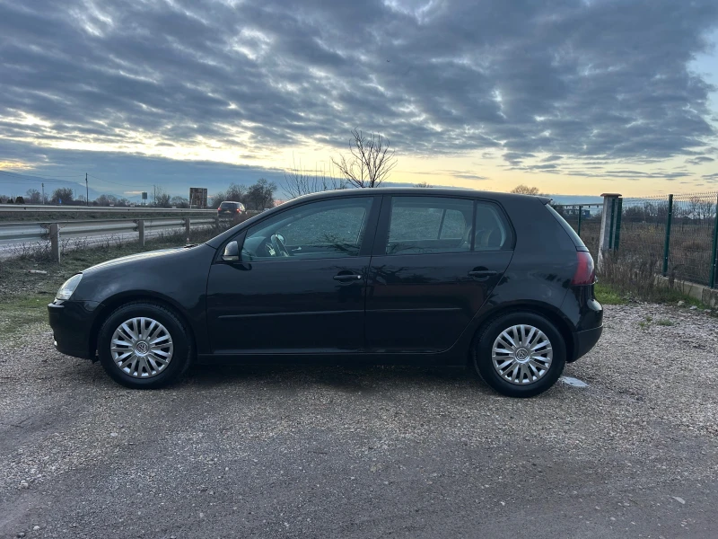 VW Golf 1.6, снимка 4 - Автомобили и джипове - 52693764